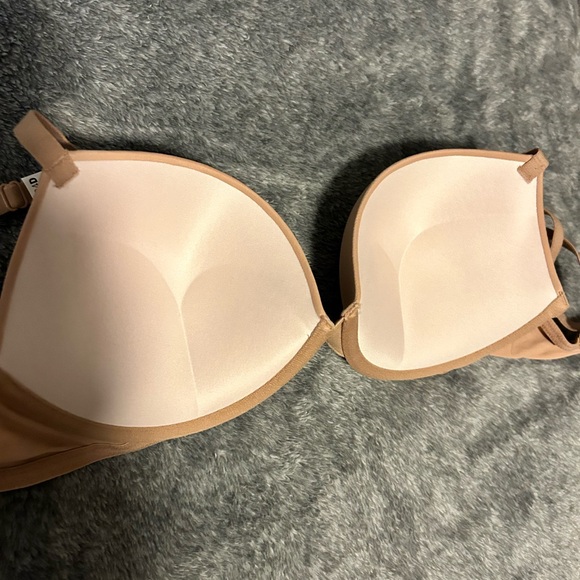 victoria secret super push up bra nwt size 34d - Picture 2 of 3